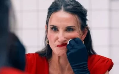 LA SUSTANCIA – PROBABLEMENTE LA MEJOR PELÍCULA DE LO QUE VA DEL AÑO